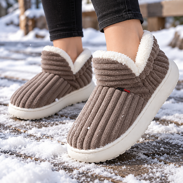Unisex Warm Closed-Toe Cotton Slippers with Non-Slip Rubber Sole for Winter Indoor Wear