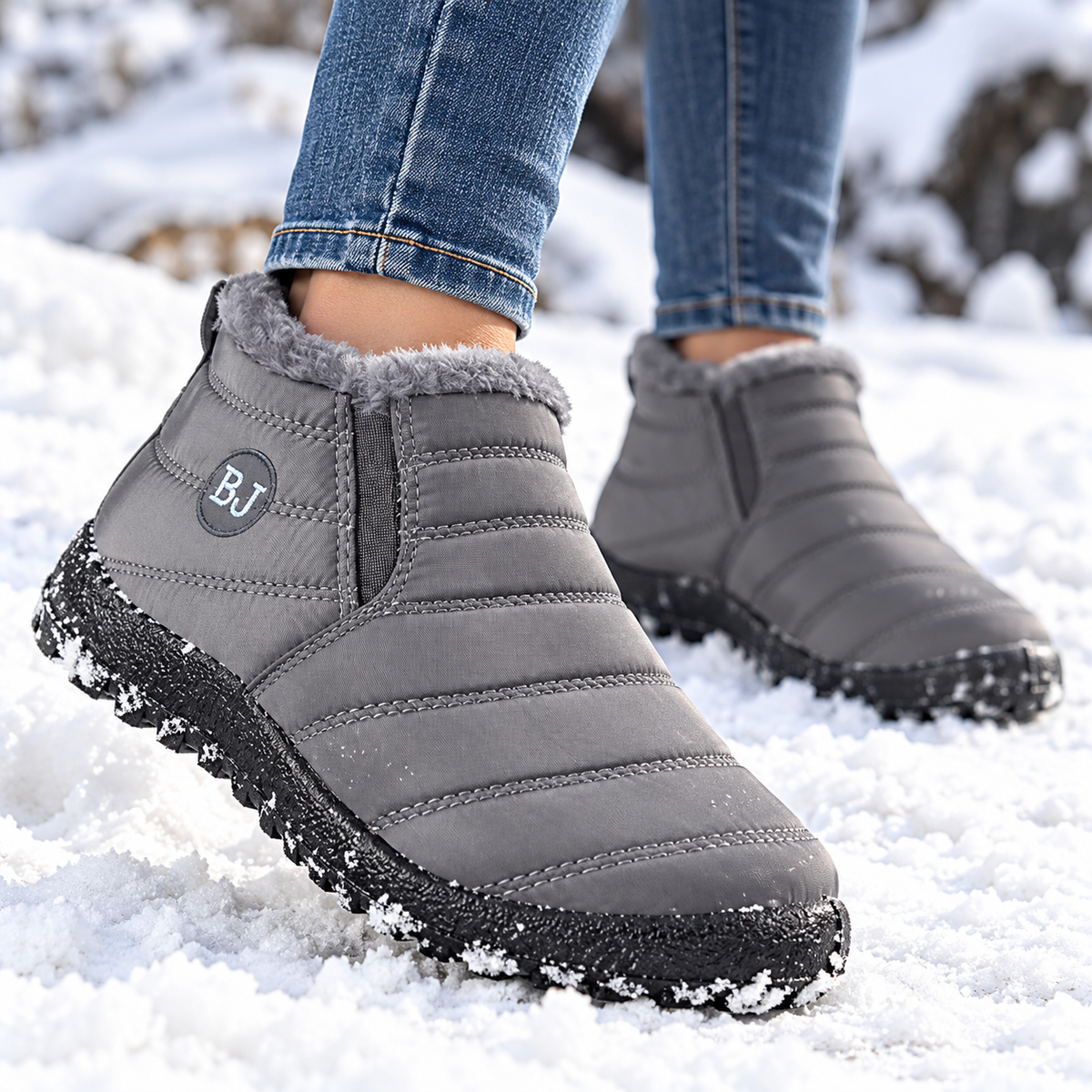 Women's Insulated Winter Hiking Boots with Thick Non-Slip Sole for Cold Weather Adventures
